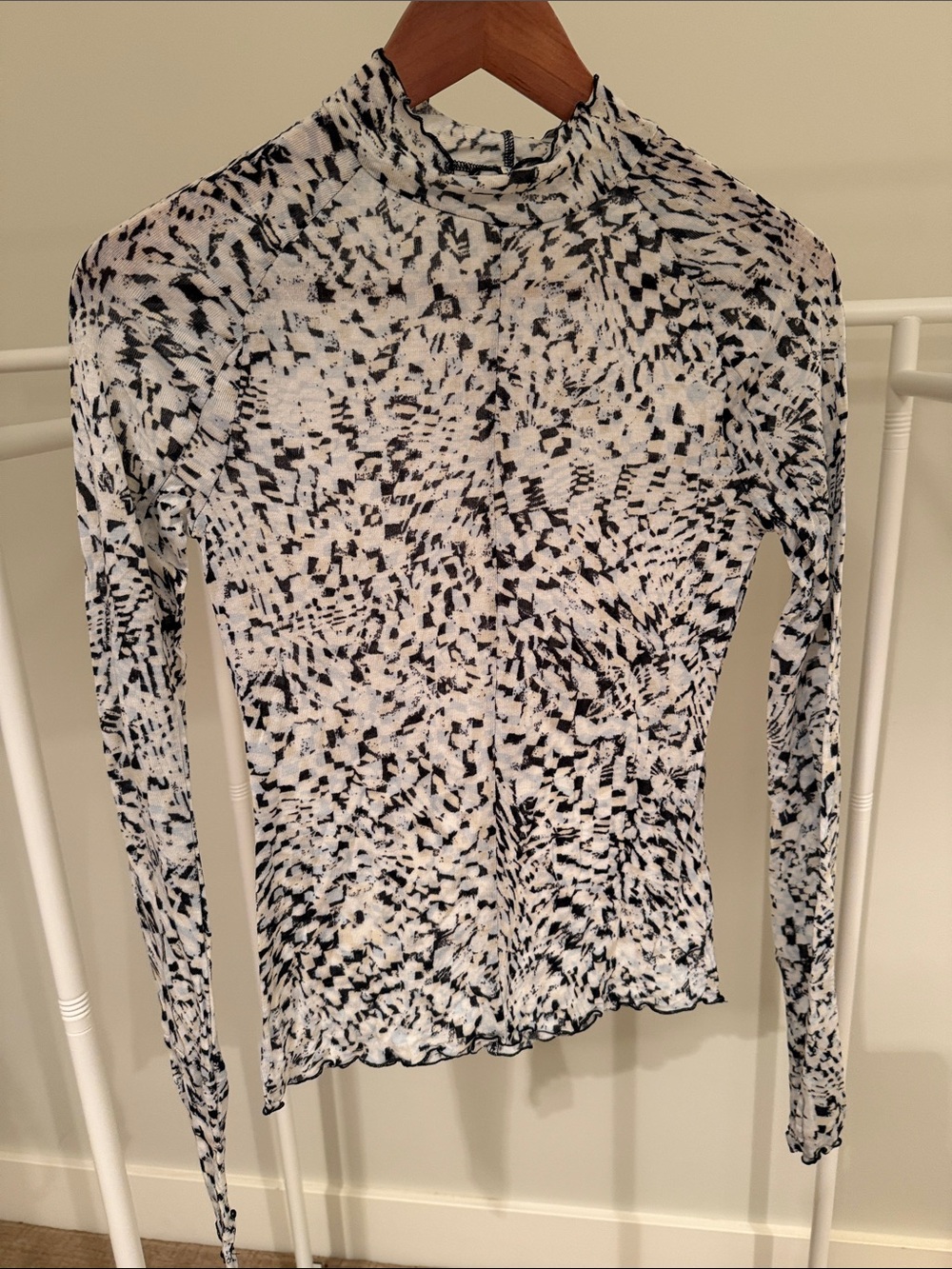FP Movement by Free People Black & White Printed Long Sleeve Mock Neck Top